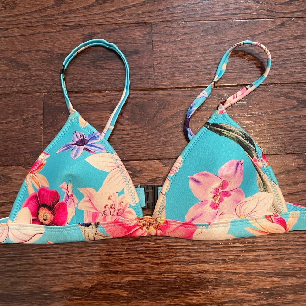 Triangl Bikini Top